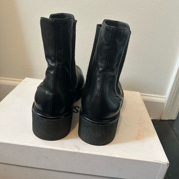 No. 6 Crepe Sole boots in black size 39 - Picture 3 of 6